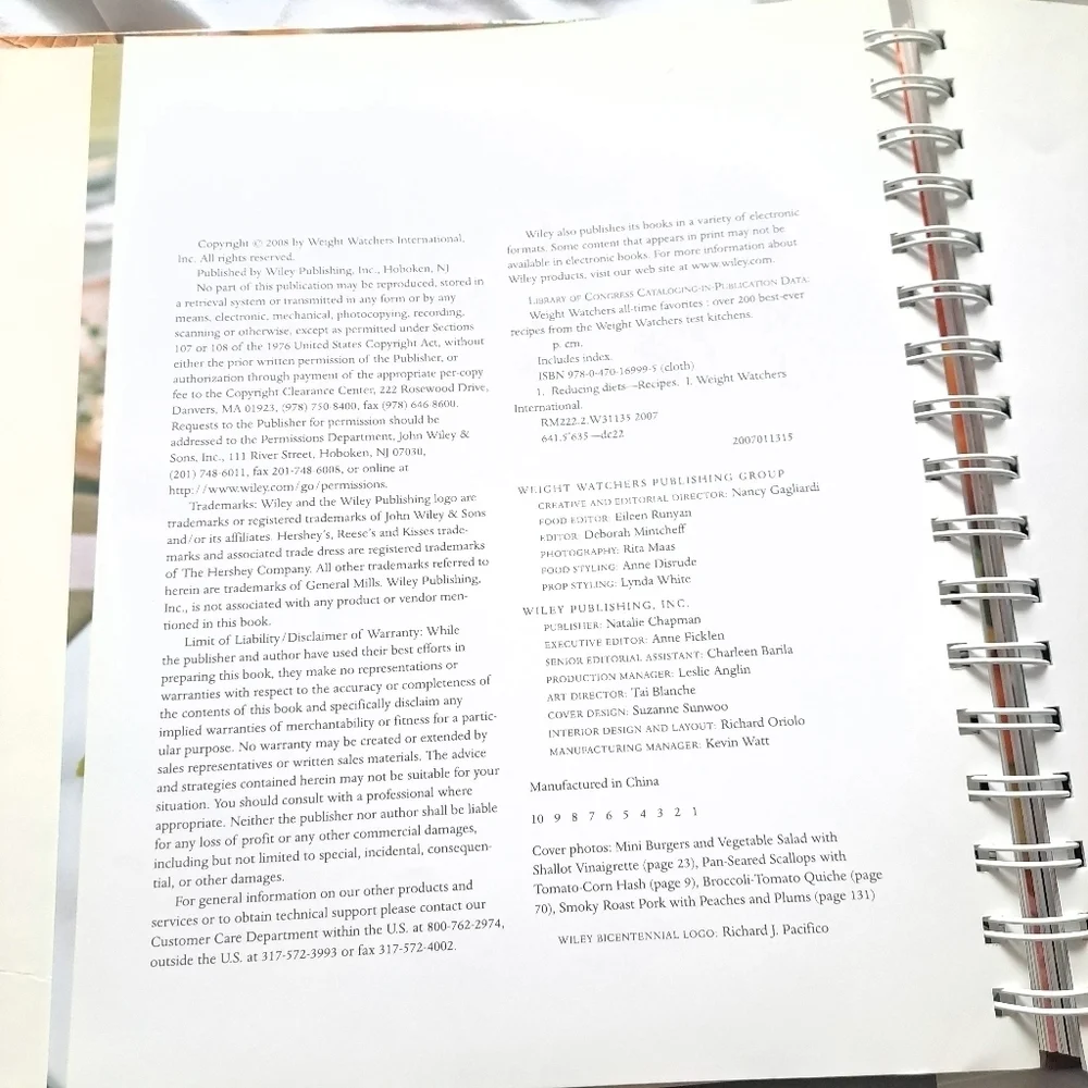 Weight Watchers All-Time Favorites Cookbook - Picture 4 of 8